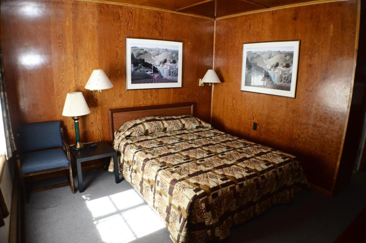 The Willows Motel Wilbur Экстерьер фото